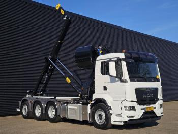TGS 35.470 8x4 / HMF 2243 Z KRAAN + HAAKARM